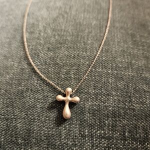 Tiffany and Co. Elsa Peretti Silver 925 Cross Necklace. Spain